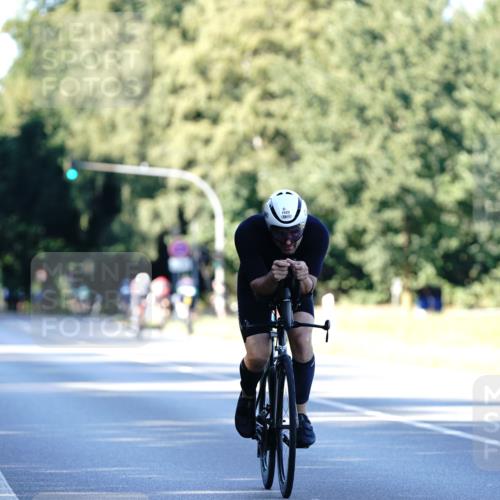 07.09.2025 - 19. Norderstedt Triathlon Michael Burmester http://msf.ph/oto/8846605 07.09.2025 16:10:55 Radfahren 1522, 1585 meine-sportfotos.de