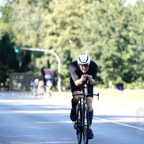 07.09.2025 - 19. Norderstedt Triathlon Michael Burmester http://msf.ph/oto/8846608 07.09.2025 16:10:55 Radfahren 1522, 1585 meine-sportfotos.de