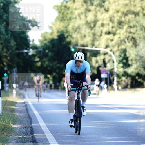 07.09.2025 - 19. Norderstedt Triathlon Michael Burmester http://msf.ph/oto/8846620 07.09.2025 16:10:58 Radfahren 386, 1522 meine-sportfotos.de