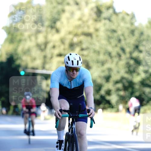 07.09.2025 - 19. Norderstedt Triathlon Michael Burmester http://msf.ph/oto/8846628 07.09.2025 16:10:59 Radfahren 386, 1522 meine-sportfotos.de