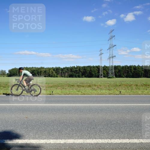 07.09.2025 - 19. Norderstedt Triathlon Michael Burmester http://msf.ph/oto/8846631 07.09.2025 15:13:46 Radfahren 1530 meine-sportfotos.de