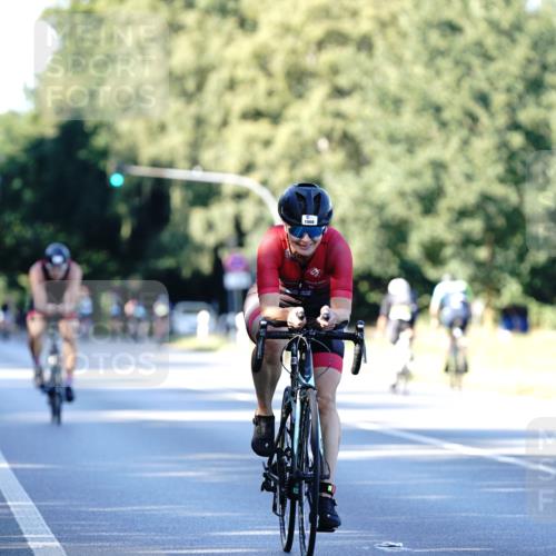 07.09.2025 - 19. Norderstedt Triathlon Michael Burmester http://msf.ph/oto/8846632 07.09.2025 16:11:02 Radfahren 386, 1066, 1405 meine-sportfotos.de