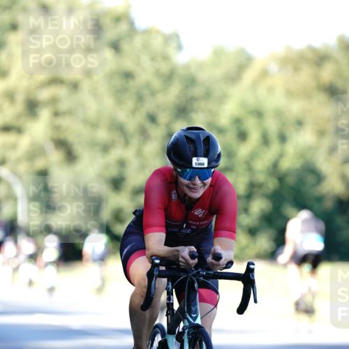 07.09.2025 - 19. Norderstedt Triathlon Michael Burmester http://msf.ph/oto/8846639 07.09.2025 16:11:03 Radfahren 386, 1066, 1405 meine-sportfotos.de