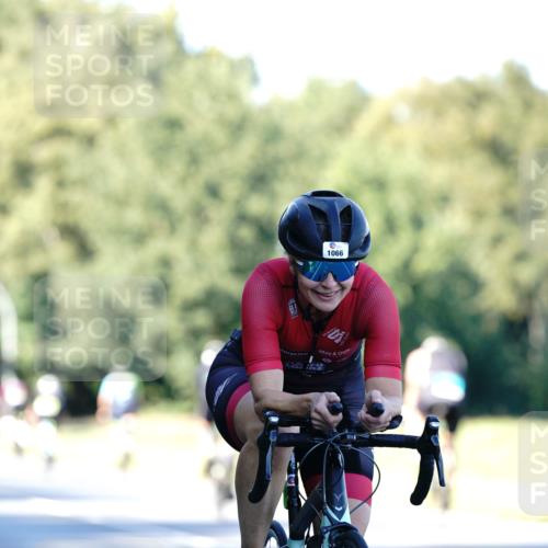 07.09.2025 - 19. Norderstedt Triathlon Michael Burmester http://msf.ph/oto/8846642 07.09.2025 16:11:03 Radfahren 386, 1066, 1405 meine-sportfotos.de