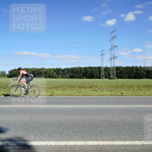 07.09.2025 - 19. Norderstedt Triathlon Michael Burmester http://msf.ph/oto/8846649 07.09.2025 15:13:54 Radfahren 443 meine-sportfotos.de