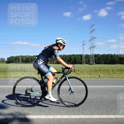 07.09.2025 - 19. Norderstedt Triathlon Michael Burmester http://msf.ph/oto/8846666 07.09.2025 15:14:19 Radfahren 1481, 1485 meine-sportfotos.de