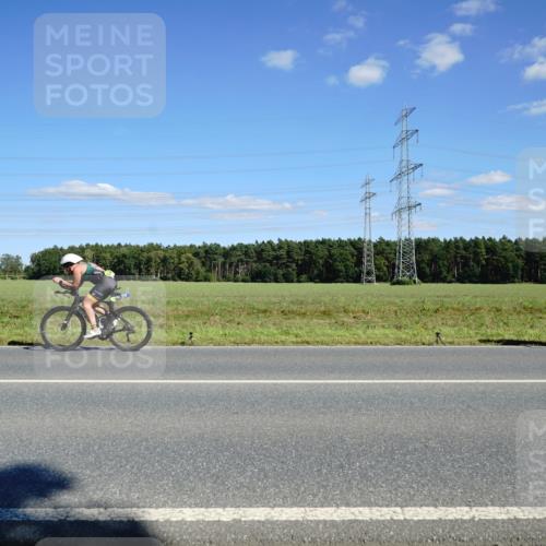 07.09.2025 - 19. Norderstedt Triathlon Michael Burmester http://msf.ph/oto/8846689 07.09.2025 15:14:41 Radfahren 450, 1539 meine-sportfotos.de