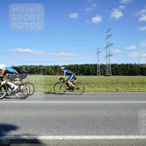 07.09.2025 - 19. Norderstedt Triathlon Michael Burmester http://msf.ph/oto/8846704 07.09.2025 15:14:47 Radfahren 939 meine-sportfotos.de