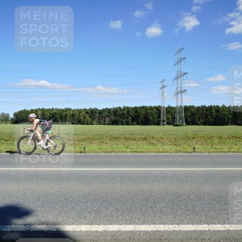 07.09.2025 - 19. Norderstedt Triathlon Michael Burmester http://msf.ph/oto/8846724 07.09.2025 15:15:05 Radfahren 1422 meine-sportfotos.de