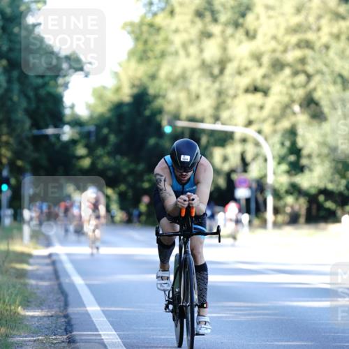 07.09.2025 - 19. Norderstedt Triathlon Michael Burmester http://msf.ph/oto/8846732 07.09.2025 16:11:39 Radfahren 1449, 1624 meine-sportfotos.de
