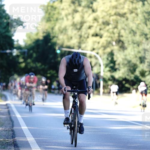 07.09.2025 - 19. Norderstedt Triathlon Michael Burmester http://msf.ph/oto/8846790 07.09.2025 16:12:00 Radfahren 383, 405, 1544 meine-sportfotos.de