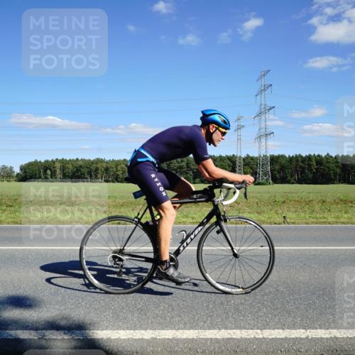 07.09.2025 - 19. Norderstedt Triathlon Michael Burmester http://msf.ph/oto/8846802 07.09.2025 15:16:12 Radfahren 909 meine-sportfotos.de