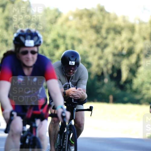 07.09.2025 - 19. Norderstedt Triathlon Michael Burmester http://msf.ph/oto/8846843 07.09.2025 16:12:08 Radfahren 516, 1068, 1541, 1565, 1570, 1587, 1591 meine-sportfotos.de
