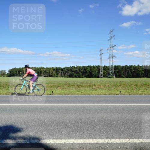 07.09.2025 - 19. Norderstedt Triathlon Michael Burmester http://msf.ph/oto/8846855 07.09.2025 15:17:09 Radfahren 1415 meine-sportfotos.de