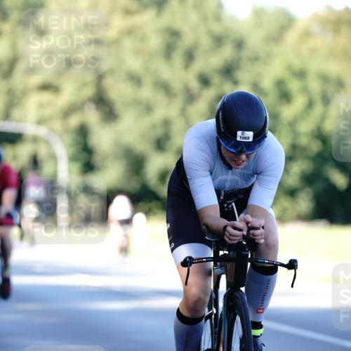 07.09.2025 - 19. Norderstedt Triathlon Michael Burmester http://msf.ph/oto/8846858 07.09.2025 16:12:10 Radfahren 516, 1045, 1068, 1541, 1565, 1570 meine-sportfotos.de