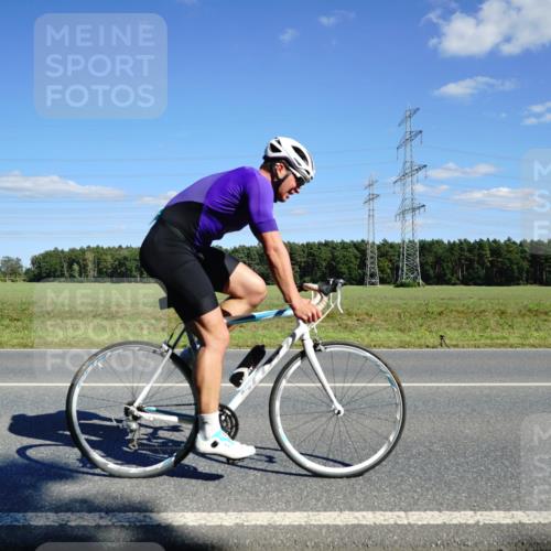 07.09.2025 - 19. Norderstedt Triathlon Michael Burmester http://msf.ph/oto/8846863 07.09.2025 15:17:19 Radfahren 1482, 1545 meine-sportfotos.de