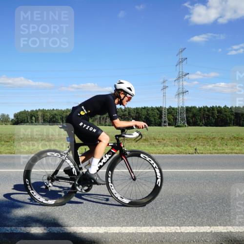 07.09.2025 - 19. Norderstedt Triathlon Michael Burmester http://msf.ph/oto/8846886 07.09.2025 15:17:33 Radfahren 399, 407, 878 meine-sportfotos.de