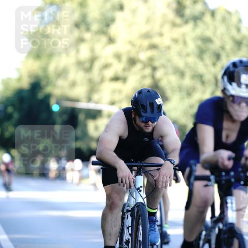 07.09.2025 - 19. Norderstedt Triathlon Michael Burmester http://msf.ph/oto/8846893 07.09.2025 16:12:15 Radfahren 875, 912, 1045, 1105, 1558 meine-sportfotos.de