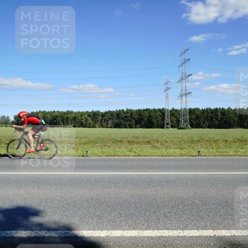 07.09.2025 - 19. Norderstedt Triathlon Michael Burmester http://msf.ph/oto/8846903 07.09.2025 15:17:47 Radfahren 1486 meine-sportfotos.de