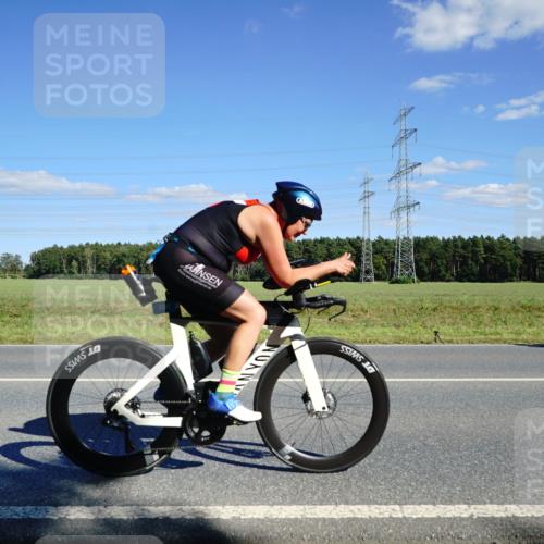07.09.2025 - 19. Norderstedt Triathlon Michael Burmester http://msf.ph/oto/8846907 07.09.2025 15:17:52 Radfahren 884 meine-sportfotos.de