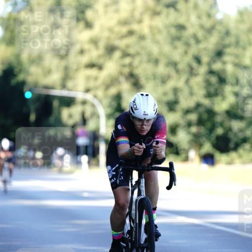07.09.2025 - 19. Norderstedt Triathlon Michael Burmester http://msf.ph/oto/8846908 07.09.2025 16:12:21 Radfahren 1054, 1105 meine-sportfotos.de