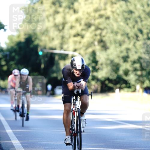 07.09.2025 - 19. Norderstedt Triathlon Michael Burmester http://msf.ph/oto/8846912 07.09.2025 16:12:25 Radfahren 1054, 1533, 1610 meine-sportfotos.de