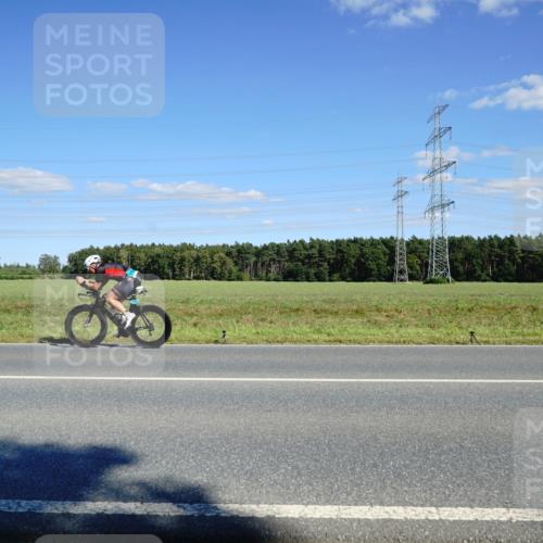 07.09.2025 - 19. Norderstedt Triathlon Michael Burmester http://msf.ph/oto/8846985 07.09.2025 15:19:33 Radfahren 438, 1522, 1528 meine-sportfotos.de