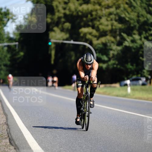07.09.2025 - 19. Norderstedt Triathlon Michael Burmester http://msf.ph/oto/8846990 07.09.2025 11:24:22 Radfahren 225 meine-sportfotos.de