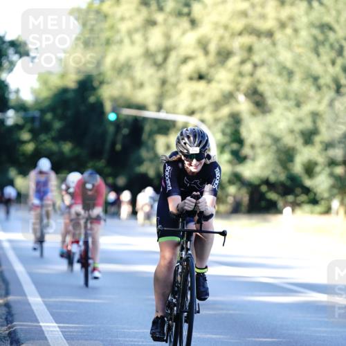 07.09.2025 - 19. Norderstedt Triathlon Michael Burmester http://msf.ph/oto/8846995 07.09.2025 16:13:23 Radfahren 1050, 1060, 1076, 1090, 1106 meine-sportfotos.de