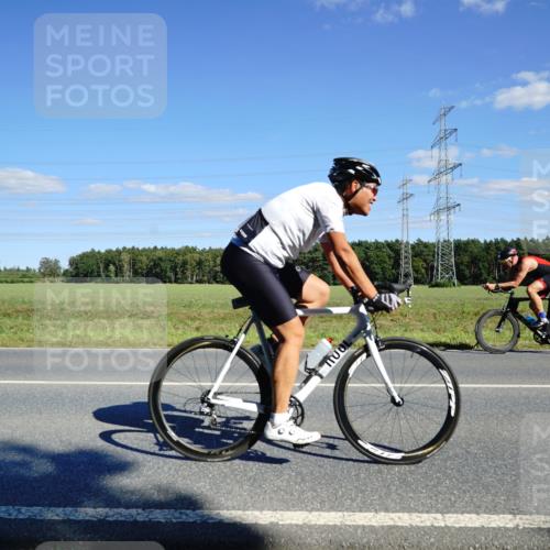 07.09.2025 - 19. Norderstedt Triathlon Michael Burmester http://msf.ph/oto/8847027 07.09.2025 15:20:00 Radfahren 955 meine-sportfotos.de