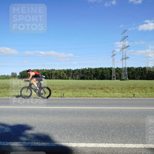 07.09.2025 - 19. Norderstedt Triathlon Michael Burmester http://msf.ph/oto/8847029 07.09.2025 15:20:01 Radfahren 955 meine-sportfotos.de