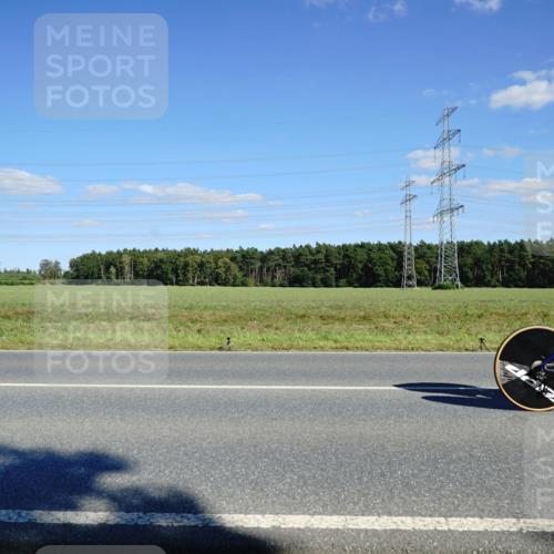 07.09.2025 - 19. Norderstedt Triathlon Michael Burmester http://msf.ph/oto/8847046 07.09.2025 15:20:12 Radfahren 868, 1495, 1526 meine-sportfotos.de