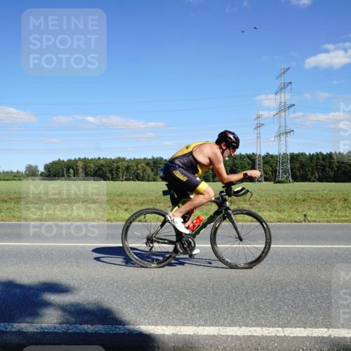07.09.2025 - 19. Norderstedt Triathlon Michael Burmester http://msf.ph/oto/8847058 07.09.2025 15:20:24 Radfahren 1513, 1523 meine-sportfotos.de