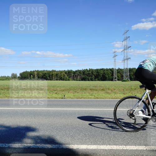 07.09.2025 - 19. Norderstedt Triathlon Michael Burmester http://msf.ph/oto/8847070 07.09.2025 15:20:43 Radfahren 953, 1460 meine-sportfotos.de