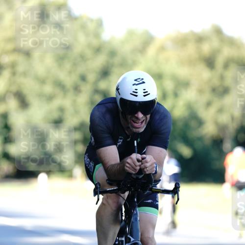 07.09.2025 - 19. Norderstedt Triathlon Michael Burmester http://msf.ph/oto/8847101 07.09.2025 16:13:54 Radfahren 910, 1554 meine-sportfotos.de