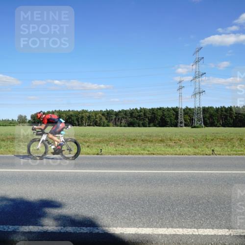 07.09.2025 - 19. Norderstedt Triathlon Michael Burmester http://msf.ph/oto/8847102 07.09.2025 15:21:02 Radfahren 416, 903, 936, 1427 meine-sportfotos.de