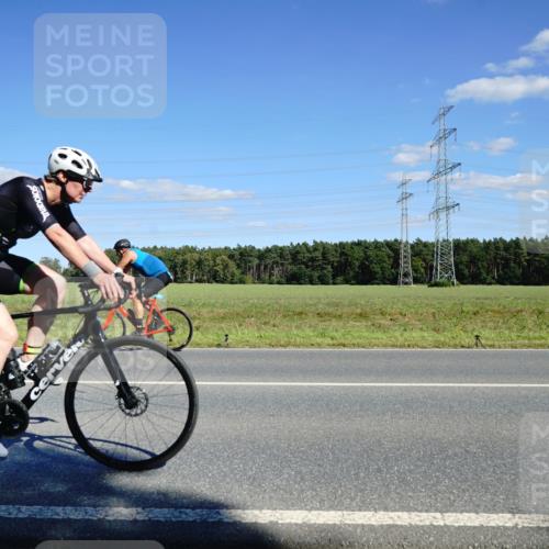 07.09.2025 - 19. Norderstedt Triathlon Michael Burmester http://msf.ph/oto/8847110 07.09.2025 15:21:05 Radfahren 416, 902, 903, 936, 951 meine-sportfotos.de