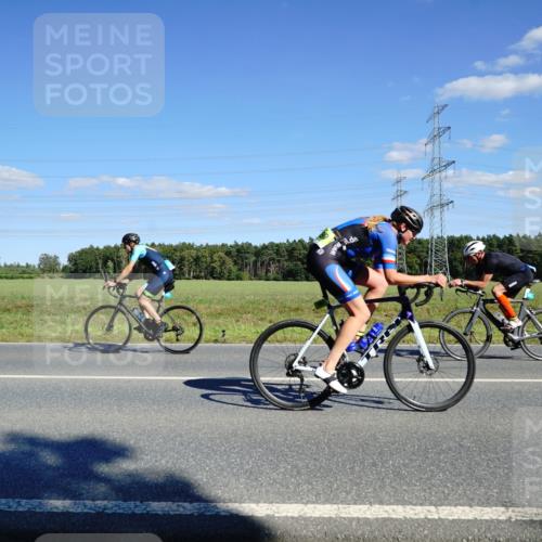 07.09.2025 - 19. Norderstedt Triathlon Michael Burmester http://msf.ph/oto/8847121 07.09.2025 15:21:12 Radfahren 377, 480, 897, 914, 1504, 1537 meine-sportfotos.de
