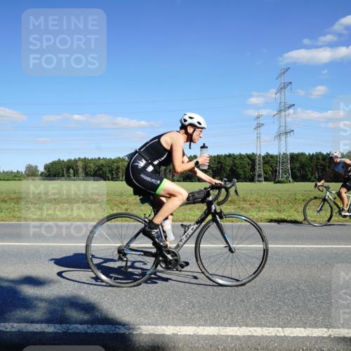 07.09.2025 - 19. Norderstedt Triathlon Michael Burmester http://msf.ph/oto/8847137 07.09.2025 15:21:21 Radfahren 1475, 1533, 1546 meine-sportfotos.de