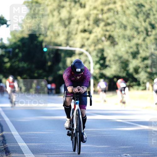 07.09.2025 - 19. Norderstedt Triathlon Michael Burmester http://msf.ph/oto/8847147 07.09.2025 16:14:13 Radfahren 1100, 1612 meine-sportfotos.de