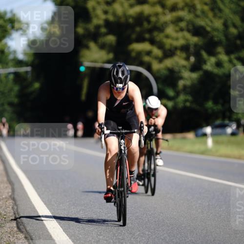 07.09.2025 - 19. Norderstedt Triathlon Michael Burmester http://msf.ph/oto/8847189 07.09.2025 11:26:11 Radfahren 203, 1187, 1383 meine-sportfotos.de