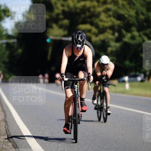 07.09.2025 - 19. Norderstedt Triathlon Michael Burmester http://msf.ph/oto/8847197 07.09.2025 11:26:12 Radfahren 203, 1187, 1383 meine-sportfotos.de
