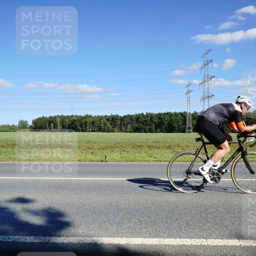 07.09.2025 - 19. Norderstedt Triathlon Michael Burmester http://msf.ph/oto/8847198 07.09.2025 15:22:05 Radfahren 873, 883, 946, 949, 1404, 1439 meine-sportfotos.de