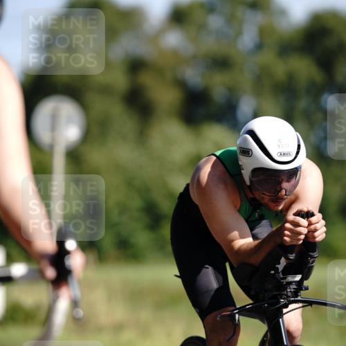 07.09.2025 - 19. Norderstedt Triathlon Michael Burmester http://msf.ph/oto/8847212 07.09.2025 11:26:13 Radfahren 203, 1187, 1383 meine-sportfotos.de