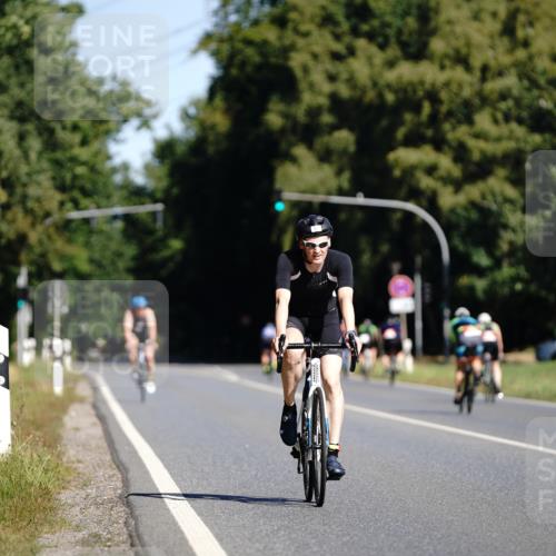 07.09.2025 - 19. Norderstedt Triathlon Michael Burmester http://msf.ph/oto/8847216 07.09.2025 11:26:27 Radfahren 306 meine-sportfotos.de
