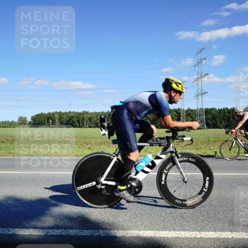 07.09.2025 - 19. Norderstedt Triathlon Michael Burmester http://msf.ph/oto/8847233 07.09.2025 15:22:37 Radfahren 437, 916, 1507 meine-sportfotos.de