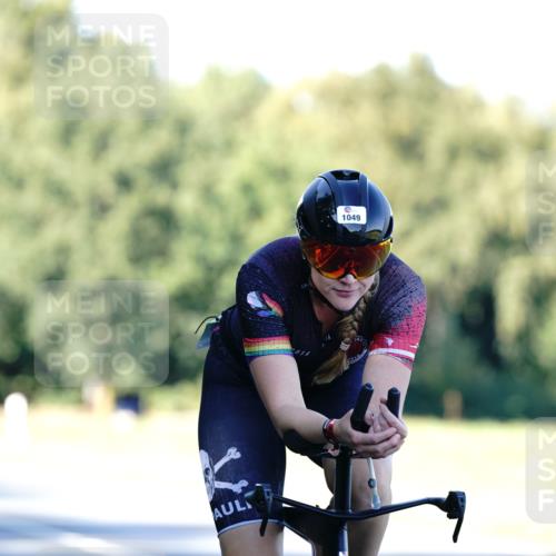 07.09.2025 - 19. Norderstedt Triathlon Michael Burmester http://msf.ph/oto/8847243 07.09.2025 16:14:41 Radfahren 1049, 1613 meine-sportfotos.de
