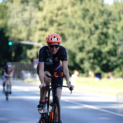 07.09.2025 - 19. Norderstedt Triathlon Michael Burmester http://msf.ph/oto/8847249 07.09.2025 16:14:42 Radfahren 1049, 1052, 1613 meine-sportfotos.de