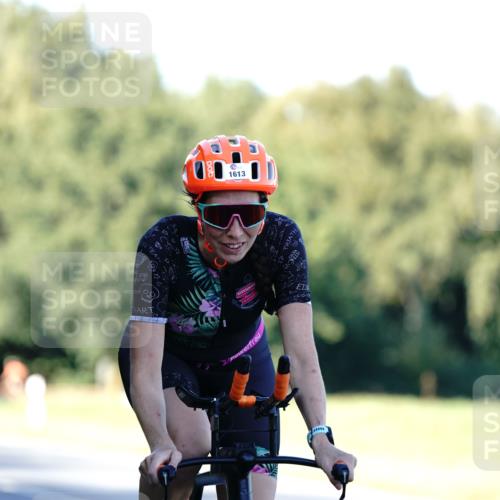 07.09.2025 - 19. Norderstedt Triathlon Michael Burmester http://msf.ph/oto/8847253 07.09.2025 16:14:43 Radfahren 1049, 1052, 1613 meine-sportfotos.de