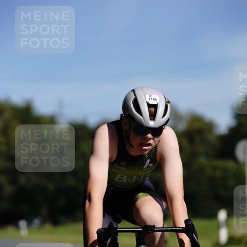 07.09.2025 - 19. Norderstedt Triathlon Michael Burmester http://msf.ph/oto/8847254 07.09.2025 11:26:52 Radfahren 1180, 1188 meine-sportfotos.de